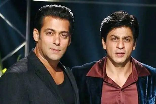 Shah Rukh Khan Calls Salman Khan The ‘Best Bhai’ During Asksrk, Wins Hearts Online.